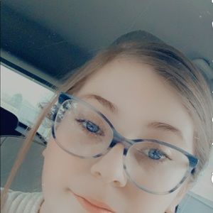 Meet your Posher, Lani